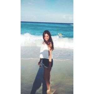 Meet your Posher, Daniela